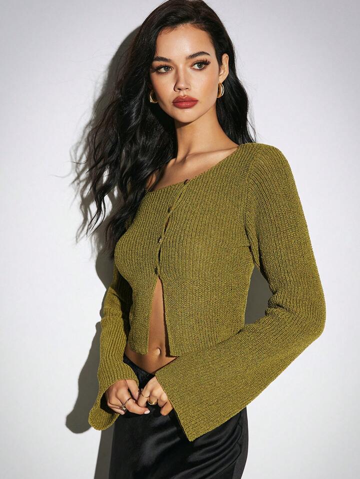 Düğme Detaylı Örgü Crop Üst